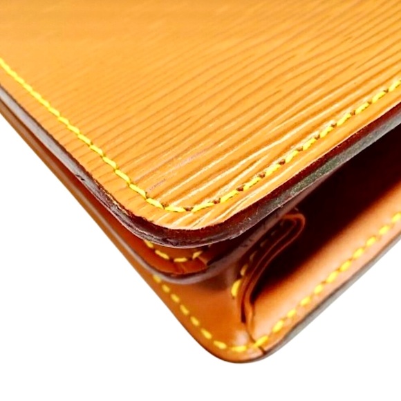 LOUIS VUITTON LV Cipango Gold EPI Leather Top Handle Ambassador Business Bag - Picture 11 of 13